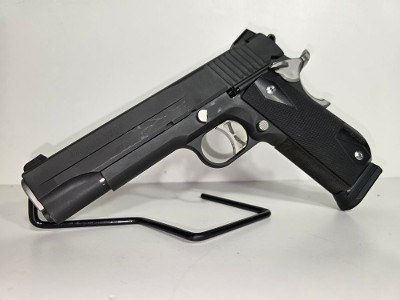 SIG SAUER 1911 .45 ACP - Image 1 of 7