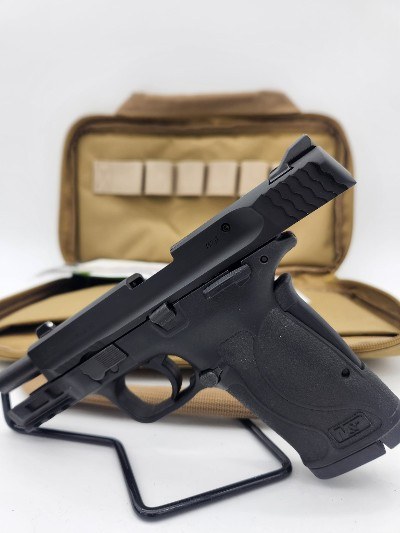 SMITH & WESSON M&P 380 Shield EZ .380 ACP - Image 8 of 10