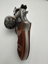 SMITH & WESSON 627 PERFORMANCE .357 MAG - 9 of 9