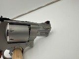 SMITH & WESSON 627 PERFORMANCE .357 MAG - 2 of 9
