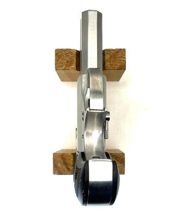 BOND ARMS TEXAS DEFENDER .45 LC/.410 GA - Image 4 of 5