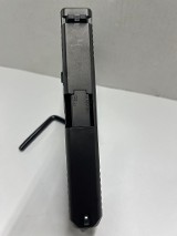GLOCK G22 GEN 5 .40 CALIBER - 4 of 4