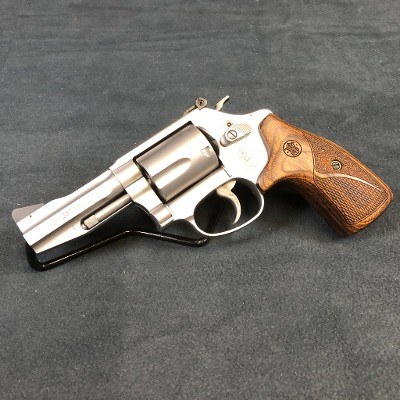 SMITH & WESSON 60-15 .357 MAG - Image 3 of 9