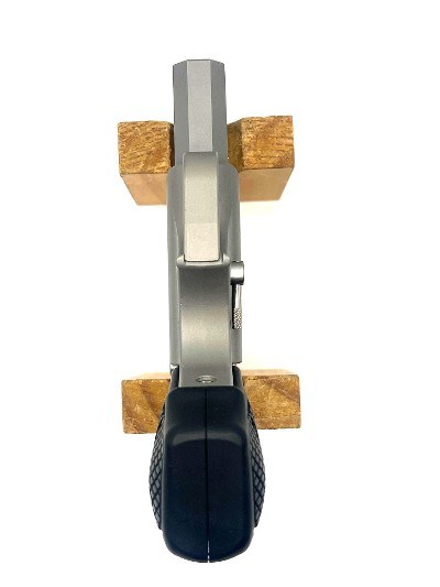 BOND ARMS ROWDY XL .45 LC/.410 GA - Image 4 of 5