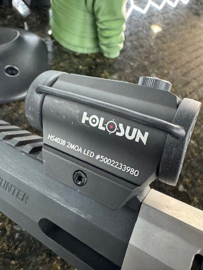 TAURUS TAURUS RAGING HUNTER .44 MAGNUM - Image 1 of 3