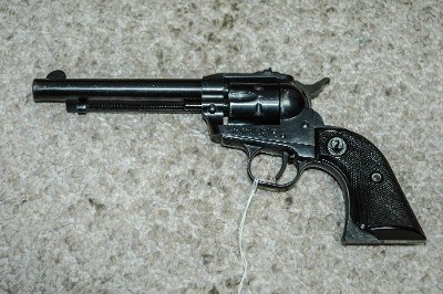 RUGER SINGLE SIX .22 LR - Image 2 of 9