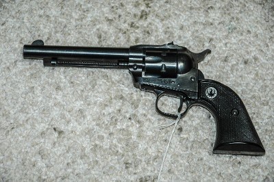 RUGER SINGLE SIX .22 LR - Image 2 of 10