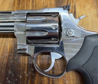 TAURUS 608 8.375" Ported .357 MAG - Image 7 of 14