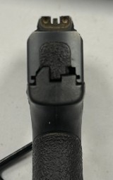 SMITH & WESSON M&P40 SHIELD .40 S&W - Image 4 of 10