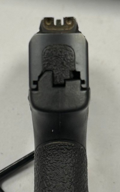 SMITH & WESSON M&P40 SHIELD .40 S&W - Image 4 of 10