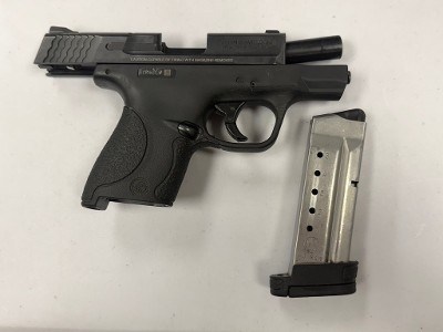 SMITH & WESSON M&P40 SHIELD .40 S&W - Image 5 of 10