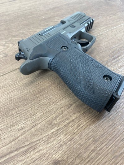 SIG SAUER 226XCA-9-LEGION 9MM LUGER (9x19 PARA) - Image 7 of 8