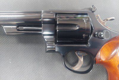 SMITH & WESSON 57 .41 REM MAG - Image 5 of 25