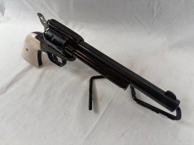 HERITAGE MFG. ROUGH RIDER SMALL BORE .22 LR - Image 6 of 7