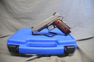 SIG SAUER 1911 C3 COMPACT .45 ACP - Image 1 of 5