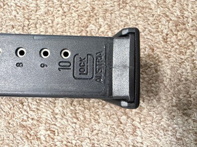 GLOCK S&W .40 S&W - Image 9 of 15