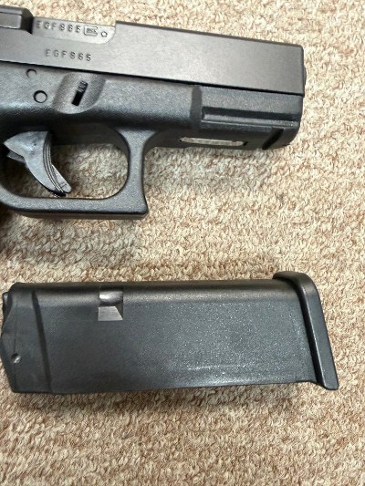 GLOCK S&W .40 S&W - Image 4 of 15