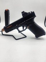 GLOCK 17 GEN 5 9MM LUGER (9x19 PARA) - Image 1 of 8