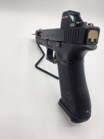 GLOCK 17 GEN 5 9MM LUGER (9x19 PARA) - Image 2 of 8