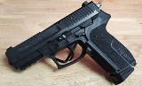 SIG SAUER SP 2022 9MM LUGER (9x19 PARA) - 1 of 5