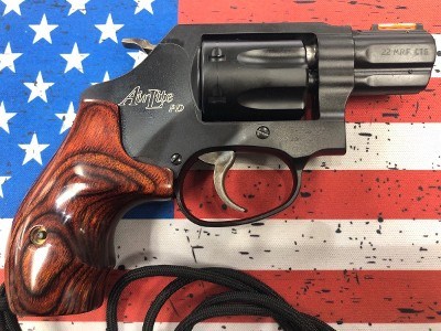 SMITH & WESSON 351PD 22 Winchester Magnum - Image 4 of 7