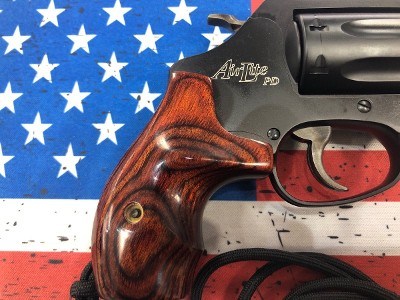 SMITH & WESSON 351PD 22 Winchester Magnum - Image 5 of 7