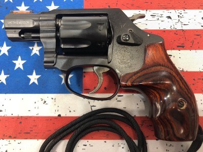 SMITH & WESSON 351PD 22 Winchester Magnum - Image 1 of 7