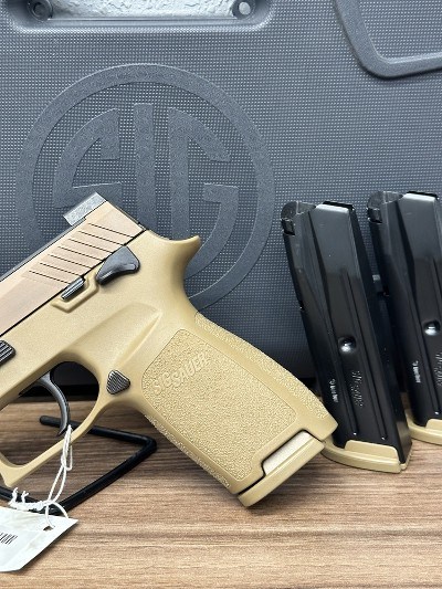 SIG SAUER p230 m18 9MM LUGER (9x19 PARA) - Image 3 of 7