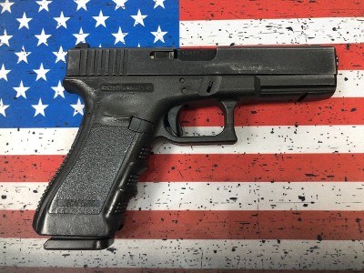 GLOCK 22 GEN 3 40 Smith & Wesson - Image 2 of 7
