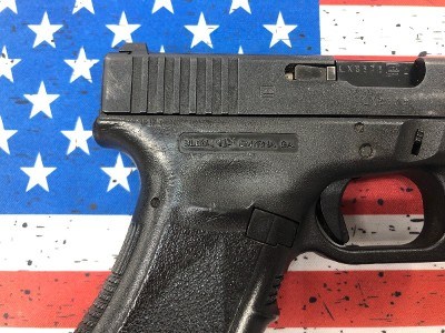 GLOCK 22 GEN 3 40 Smith & Wesson - Image 4 of 7