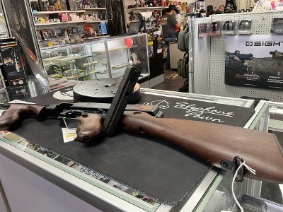 AUTO-ORDNANCE THOMPSON 1927 A1 45 ACP (45 AUTO) - Image 3 of 6