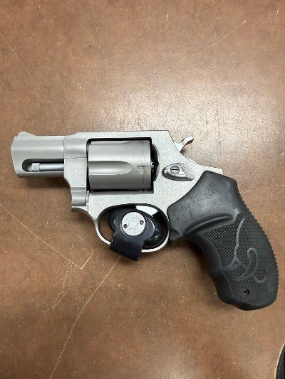 TAURUS 85 .38 SPL - Image 2 of 2