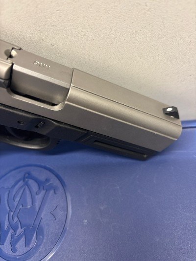 SMITH & WESSON SW9VE 9MM LUGER (9x19 PARA) - Image 6 of 7
