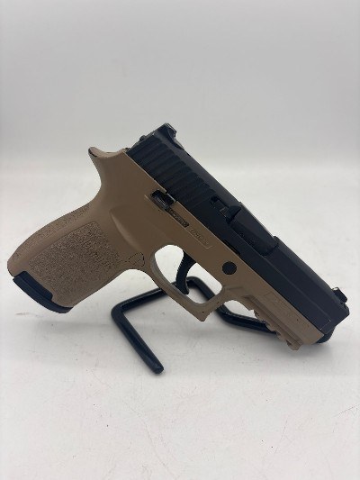 SIG SAUER P250 .40 S&W - Image 5 of 10