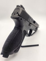 SMITH & WESSON M&P 40 M2.0 .40 S&W - 3 of 4