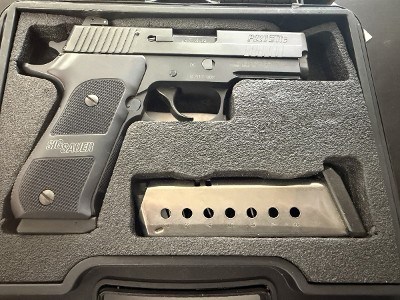 SIG SAUER P220 ELITE 45 ACP (45 Auto) - Image 3 of 3