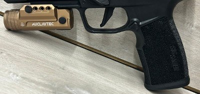SIG SAUER P322 .22 LR - Image 3 of 11
