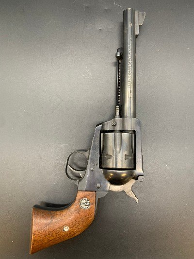 RUGER NEW MODEL BLACKHAWK .357 MAG - Image 2 of 5