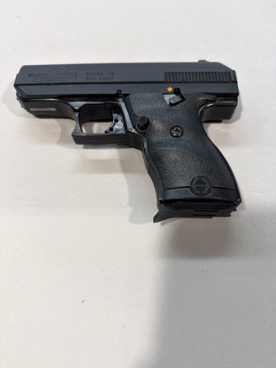 HI-POINT C9 - PISTOL 9MM LUGER (9x19 PARA) - Image 1 of 2