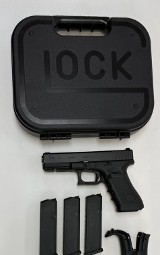 GLOCK 17 GEN 4 9MM LUGER (9x19 PARA) - 1 of 12