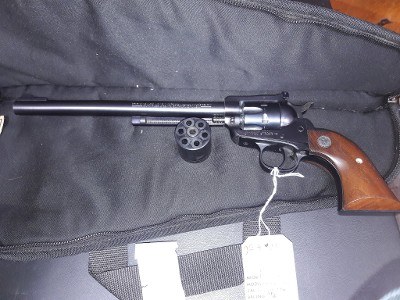 RUGER NEW MODEL SINGLE SIX .22 LR/.22 WMR - Image 1 of 6