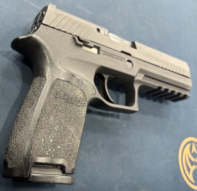 SIG SAUER P320 9MM LUGER (9x19 PARA) - Image 7 of 16
