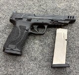 SMITH & WESSON M&P Performance Center M2.0 10MM - Image 1 of 7