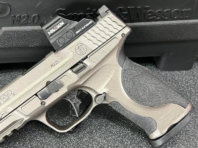 SMITH & WESSON M&P 9 M2.0 METAL BUNDLE 9MM LUGER (9x19 PARA) - Image 3 of 10