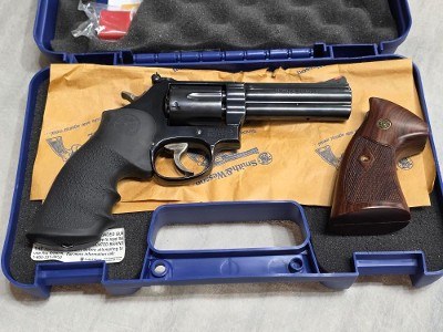 SMITH & WESSON 586-8 .357 MAG - Image 3 of 3
