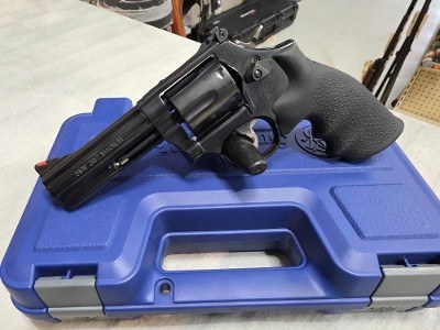 SMITH & WESSON 586-8 .357 MAG - Image 1 of 3