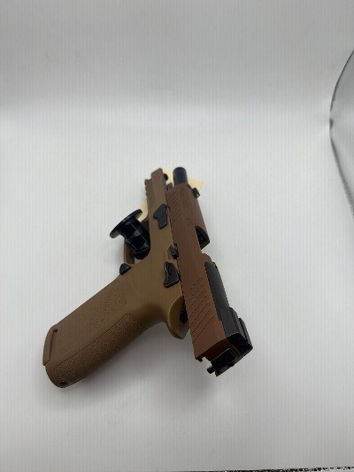 SIG SAUER P320 M18 9MM LUGER (9X19 PARA) - Image 4 of 4