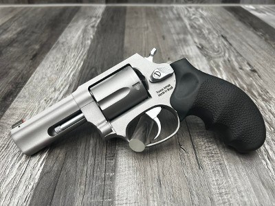 TAURUS 605 .357 MAG - Image 1 of 3