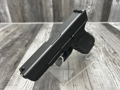 GLOCK 23 GEN 3 40 Smith & Wesson - Image 3 of 4