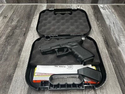 GLOCK 23 GEN 3 40 Smith & Wesson - Image 4 of 4